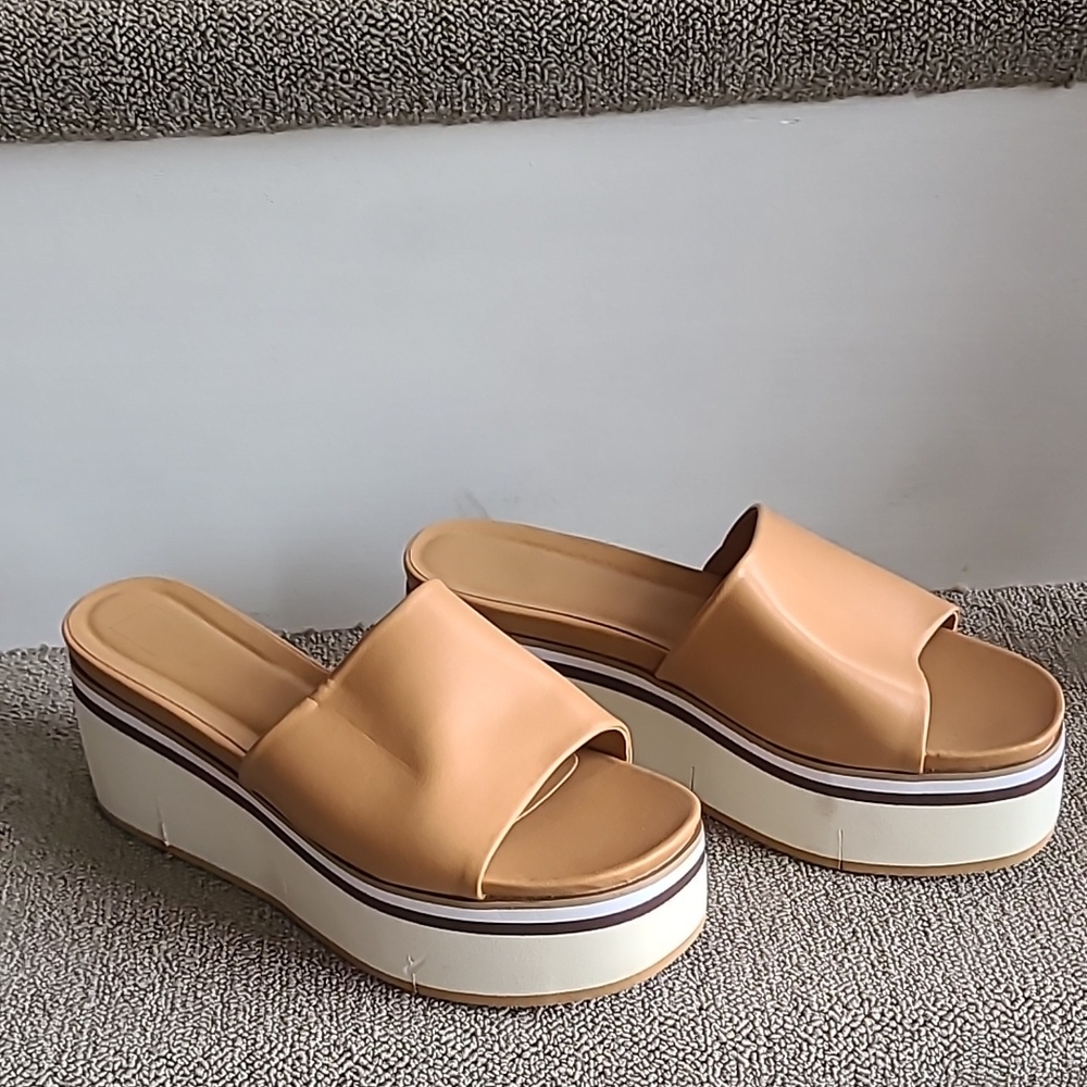 Women's Tan Platform Slide Sandals